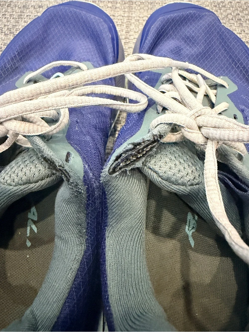 Lone Peak 9 Trail-Running Shoes